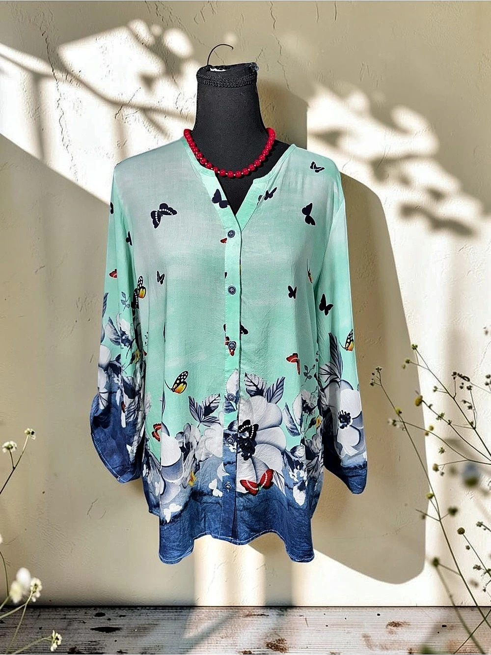 Grandi Butterfly Print Blouse Floral Blouse in Green & Blue Size Large Like New